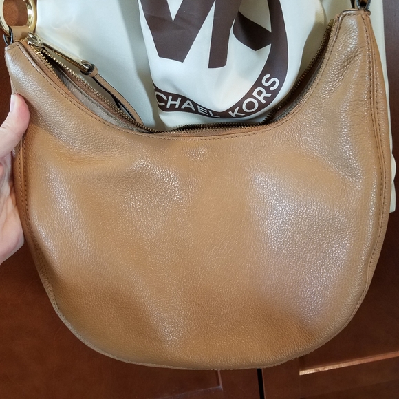Michael Kors crossbody bag - Picture 2 of 6